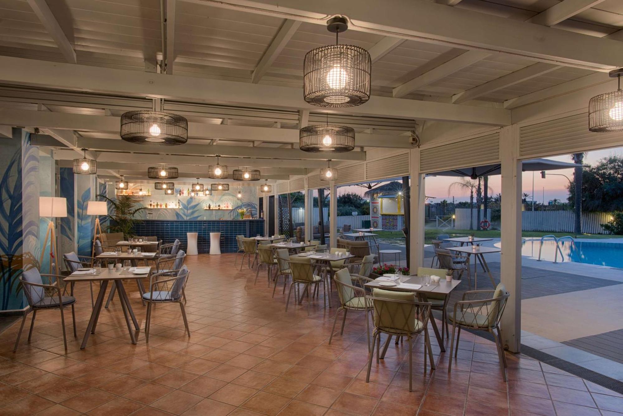 Nh Catania Parco Degli Aragonesi Hotel Exterior foto
