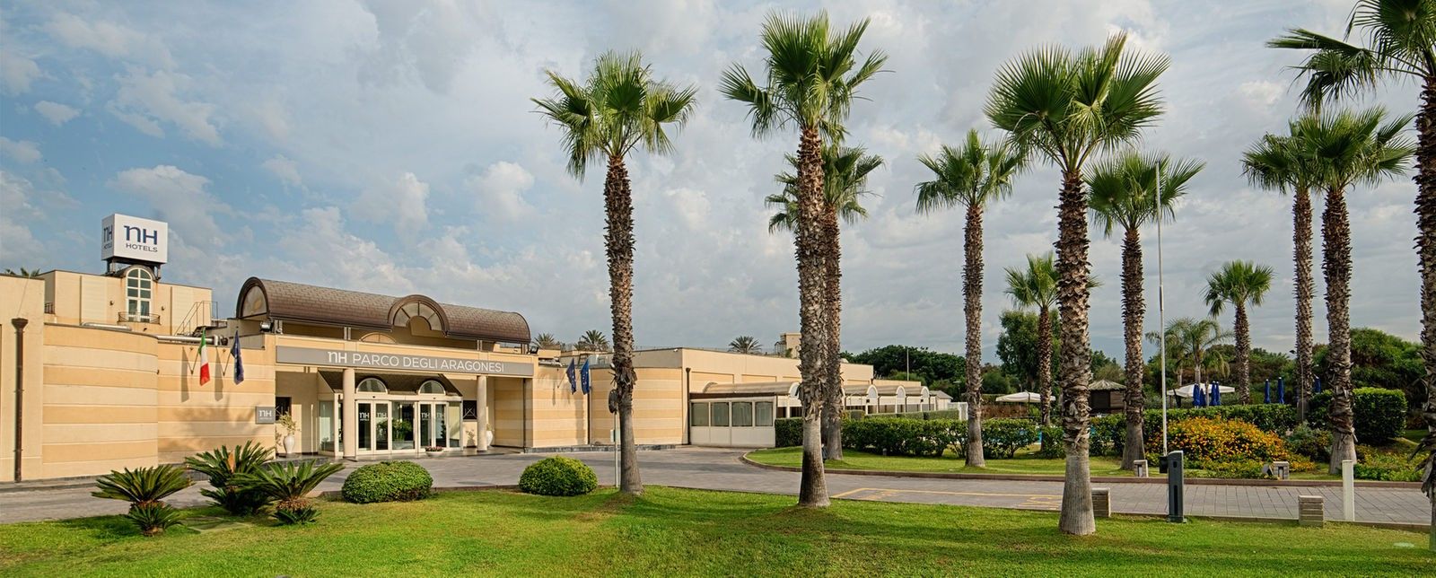 Nh Catania Parco Degli Aragonesi Hotel Exterior foto